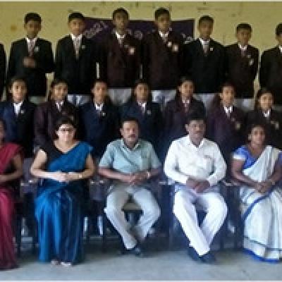 ශිෂ්‍ය නායක නිල ලාංඡන පැළැඳවීම